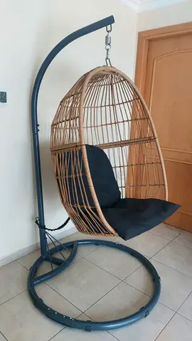Hanging Big Egg Swing Chair - excellent condition, very comfortable and relaxing