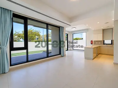 Well Maintained l Peaceful Community l Prime Area
