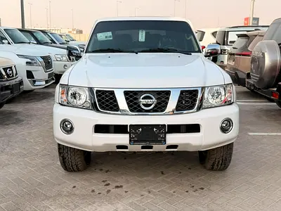 نيسان باترول سفاري جير عادي اصفار موديل 2024 ضمان المسعود