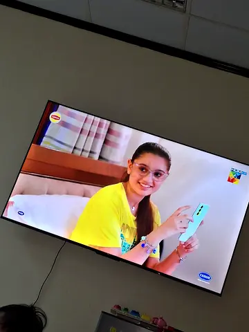 TCL Led TV 58' inch. Like new.