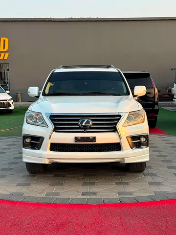 لكزس LX570 موديل 2015 خليجى