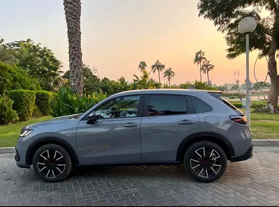 صورة 8 لـ 2024 Honda HR-V
