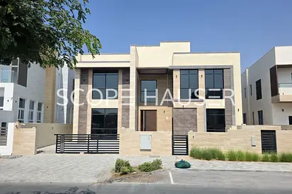 Waterfront |6 M-BR +Maid | Pool | Luxury Finishing