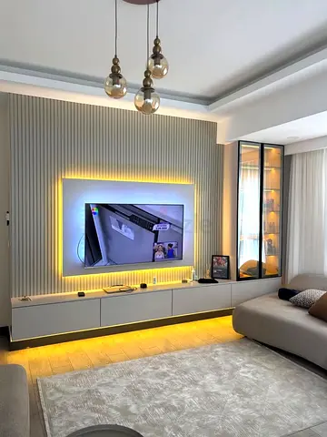 Modern TV Entertainment Unit with LED Backlight and Display Cabinet