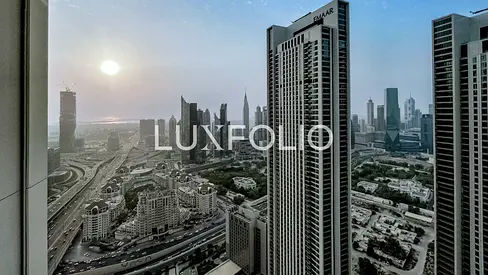 Higher Floor | Corner Unit | Panoramic Views