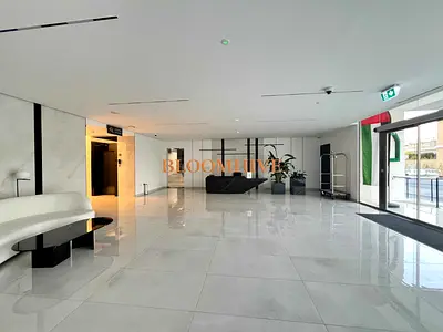 TOP NOTCH BRAND NEW COMMUNITY FACING EXTRA WARDROBES