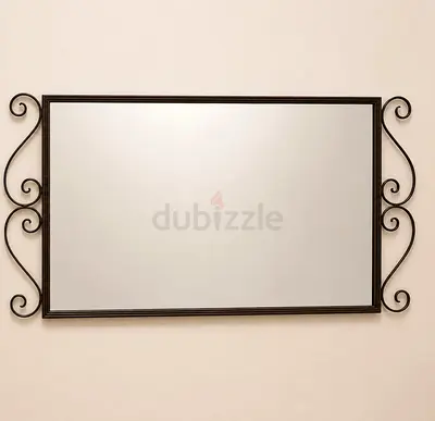 Elegant ornate console mirror