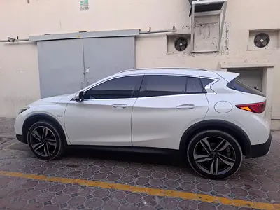 2018 Infiniti Q30 照片 8
