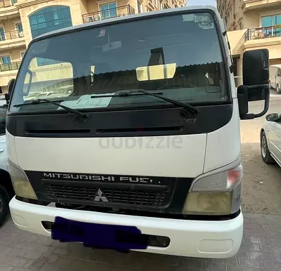 Mitsubishi Canter Double Cab 2016 GCC Specs