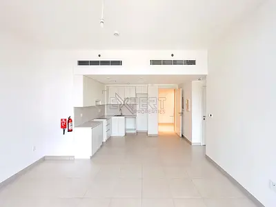Spacious Unit |Community View |Immediate Occupancy