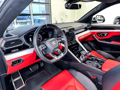 صورة 6 لـ 2019 Lamborghini URUS