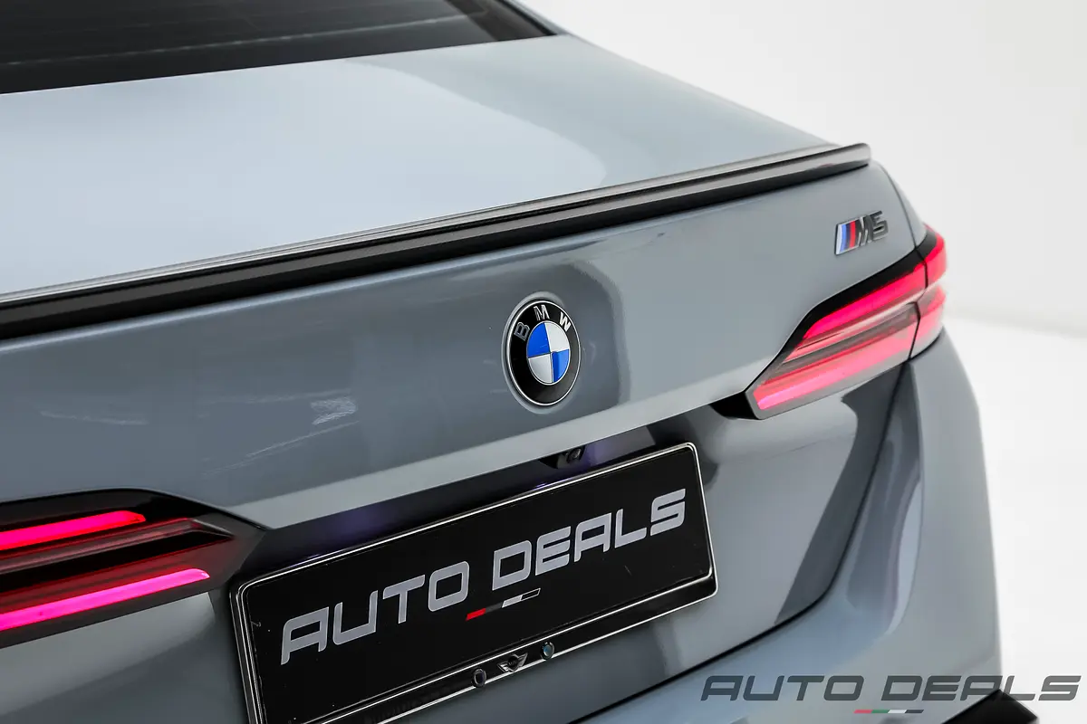 BMW M5 2025