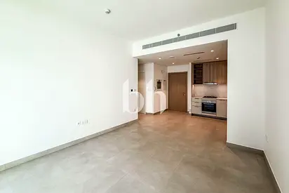 Mid Floor | Brand New | Appliances Included