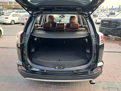 صورة 8 لـ 2016 Toyota RAV 4