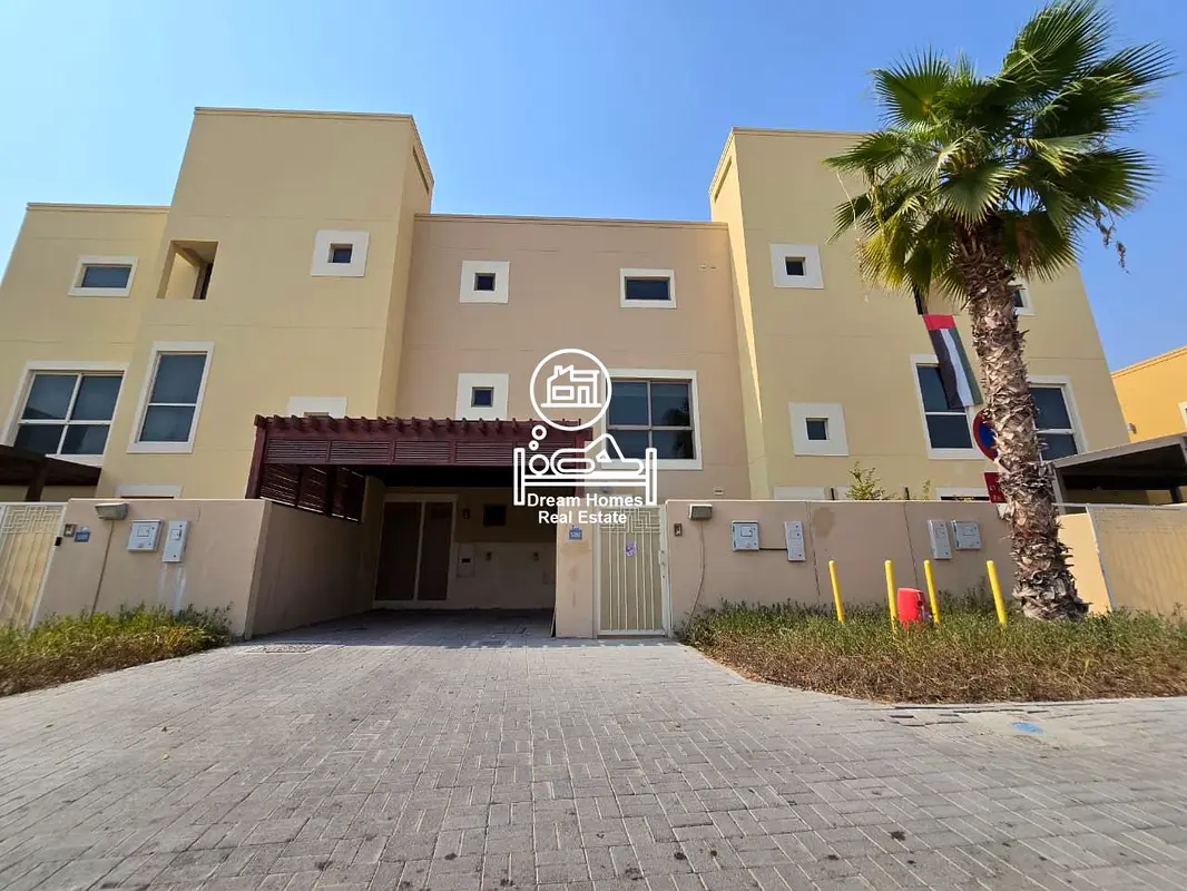 Nice, Clean 3-bed Villa for rent in Khalifa City