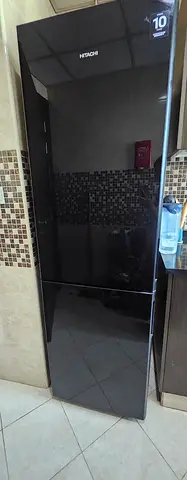 Refrigerator in excellent condition with freezer