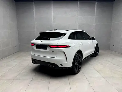 2021 Jaguar F-PACE — фото 5