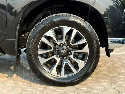 صورة 15 لـ 2015 Toyota PRADO