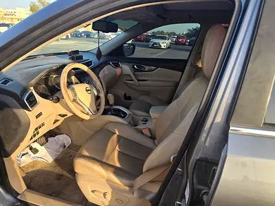 2015 Nissan X-TRAIL 照片 6