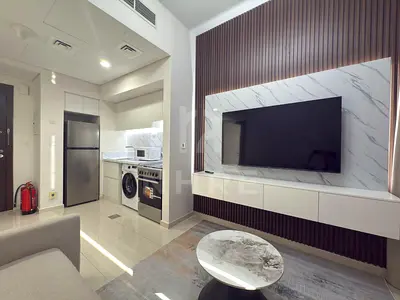 High Floor | Tenanted | Lagoons View | Upgraded