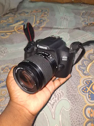 Canon EOS 2000D with 18-55mm kit lens - Prefect working condition Reason of Selling : not using
