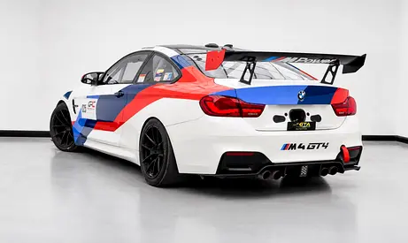 صورة 6 لـ 2018 BMW M4