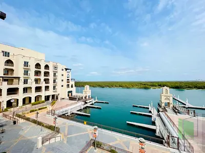 SEA View | Huge balcony | Spacious | All amenities
