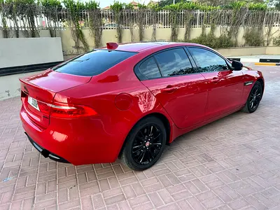2019 Jaguar XE 照片 4