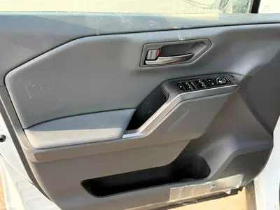 Toyota RAV4 XLE, миниатюра 11