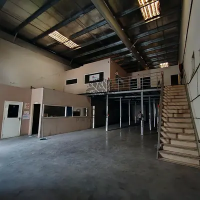 4500 sqft/Ground 3200 sqft/Mezzanine 1300 sqft/Power 30kw/Office,Kitchen,Washroom/Loading unloading space abilable/Any activities allowed/Rent 170000