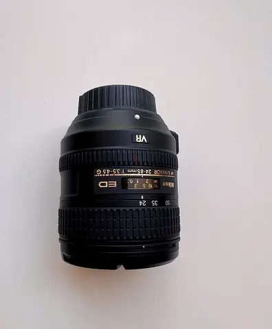 Nikon AF-S NIKKOR 24–85mm f/3.5–4.5G ED VR Lens