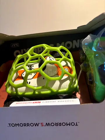 Toy car with remote control