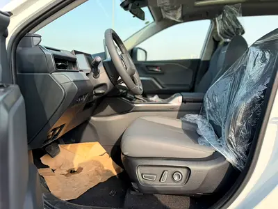 Toyota RAV4 XLE, миниатюра 9
