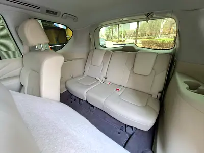 2017 Infiniti QX80 — фото 12