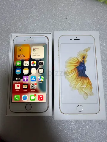 iPhone 6s Gold 32 GB - Good Working Condition with Box
