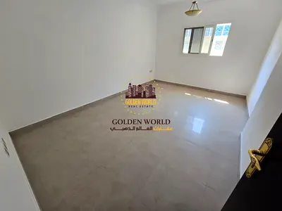 غرفة وصالة للإيجار **بدون عمولة** في المجاز 2، شارع الوحدة، بإطلالة جانبية، حمامين وتشطيبات جميلة. فرصة مميزة بسعر 34,000 درهم سنوياً.