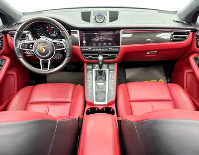 2020 Porsche MACAN photo 10
