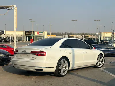 صورة 5 لـ 2015 AUDI A8