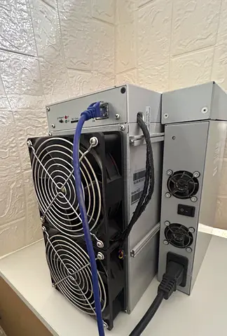 ICERIVER AE2 ALEO Miner 720MH/s 1300W