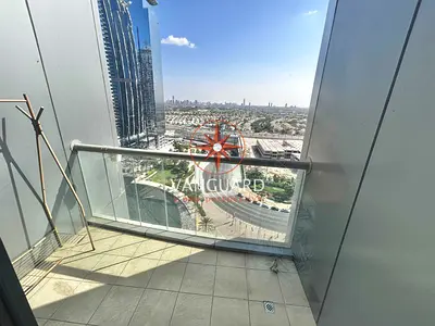 UNFURNISHED | FULL LAKE VIEW | VACANT SOON