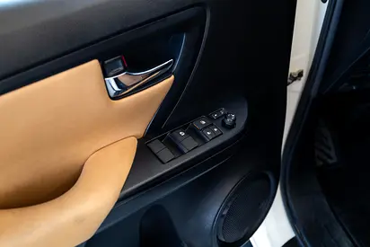 2022 Toyota FORTUNER 照片 9