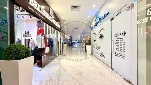 Semi-Fitted Shop | Family Area | Office Towers