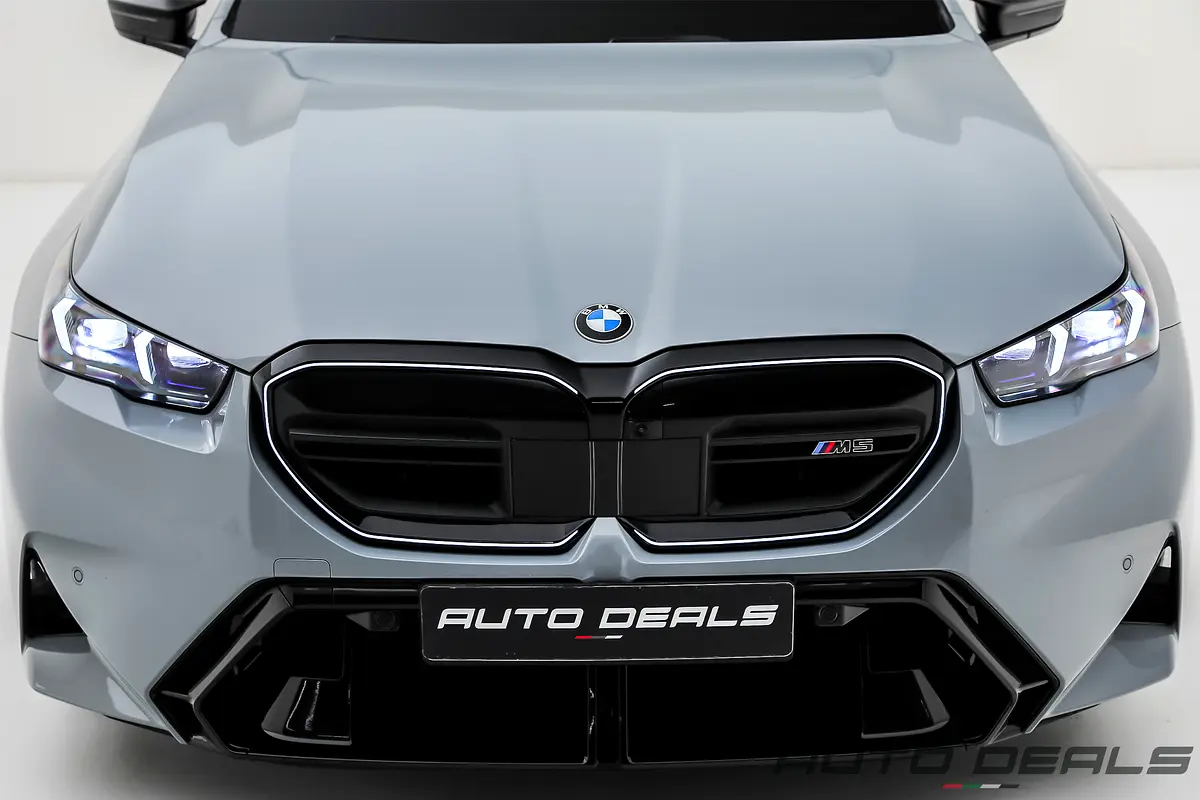 BMW M5 2025