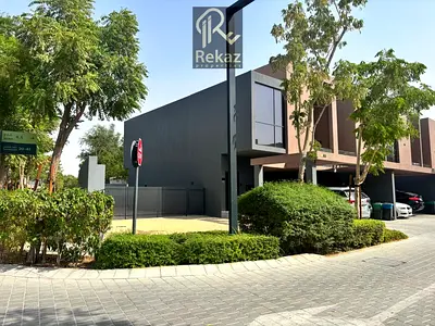 3-Bedroom Corner Townhouse | Single Row | Vastu | Robina, Masaar
