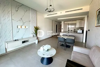 Modern Luxury | 1 Bed plus Study | Upgraded