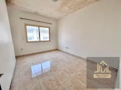 SPECIOUS2 BHK AVAIABLE FOR FAMILY READY TO MOVE WITH PARKING