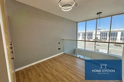 LOWEST PRICE | MODERN BRIGHT | VACANT & READY | PRIME LOCATION