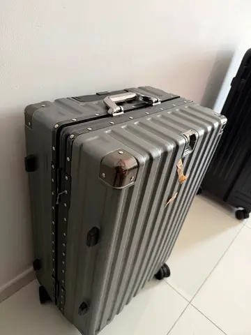 Hard-shell Roller Luggage Suitcase - Grey, Medium