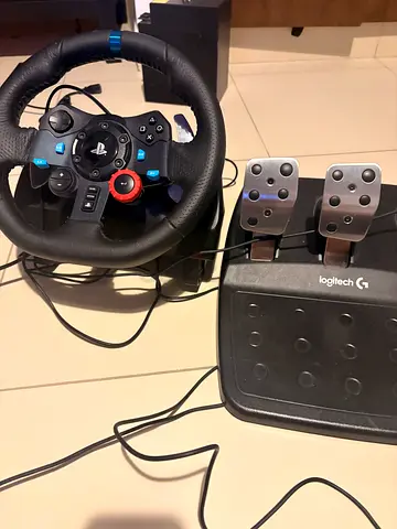 Logitech G29 Playstation steering wheel