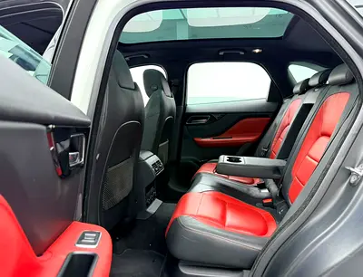 2017 Jaguar F-PACE 缩略图 17